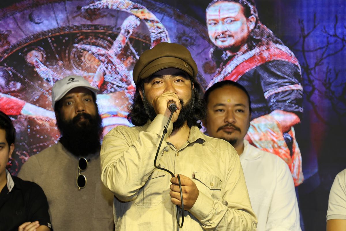 किरण नेपालीको डेव्यु निर्देशनमा ‘महादशा बन्ने, टिजर रिलिज