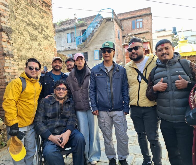 ’बब डाई’ बन्दै सौगात, २ बर्षपछि निर्देशनमा प्रविण