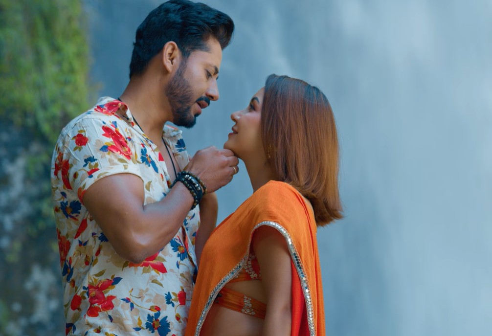 बिगुलमा रोमान्टिक बने बेनिशा र नरेन