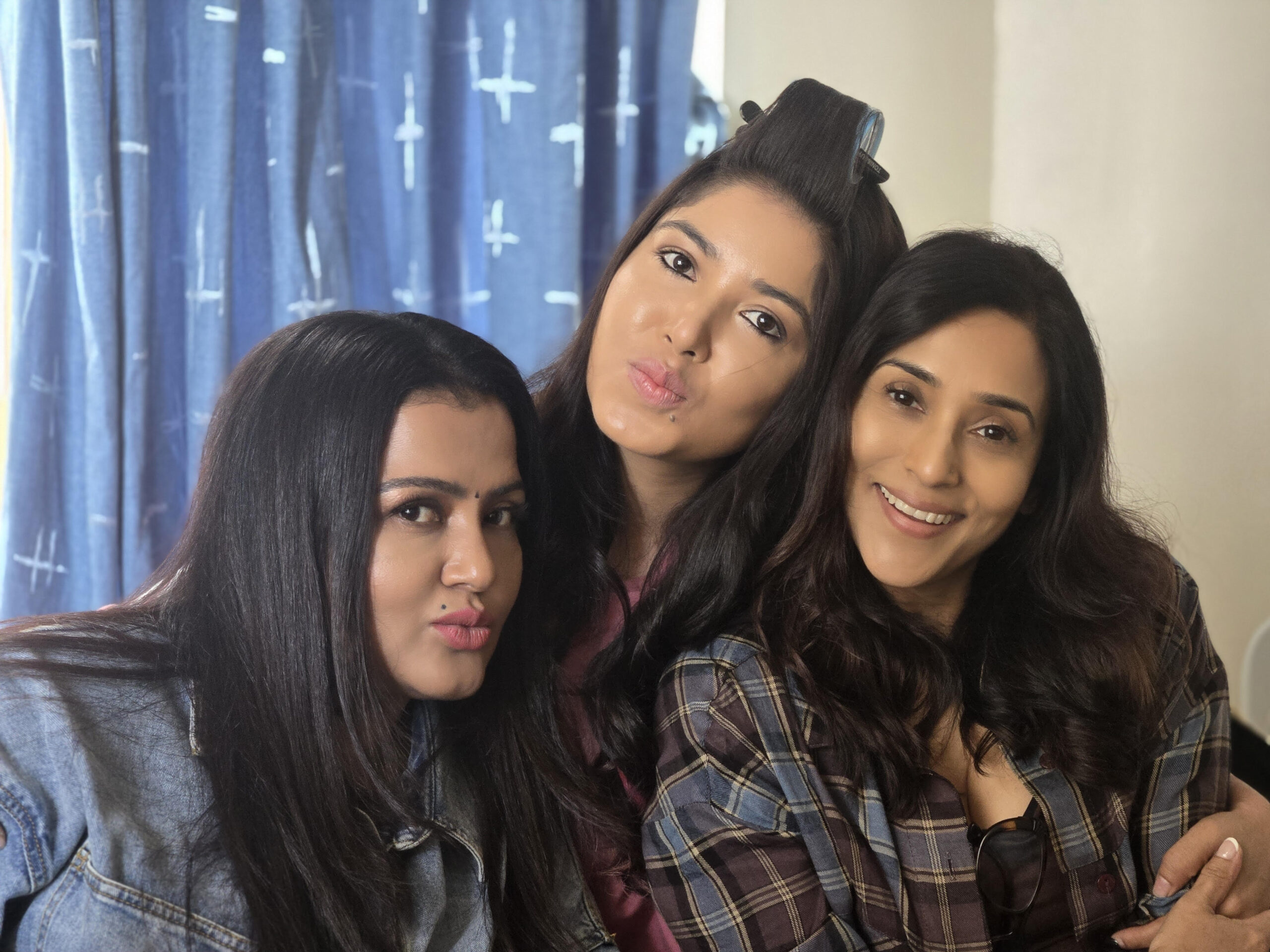 चैत २७ मा निरुता, रेखा र पूजाको ‘३६ को आँकडा’