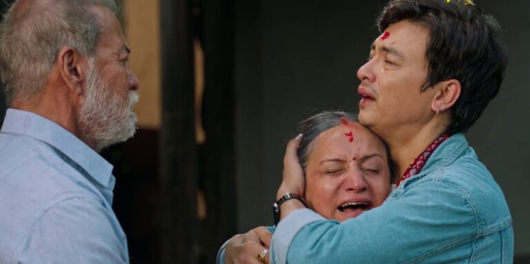 ‘आ बाट आमा’को मनछुने गीत ‘जाँदैछु नौ डाँडा काटेर’