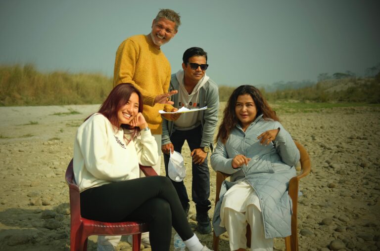 अर्पण थापाको ‘फ्रेन्च किस’मा रेखा थापाको ईन्ट्री