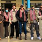 पुर्वको हल भिजिटमा ‘आ बाट आमा’ स्टार्स