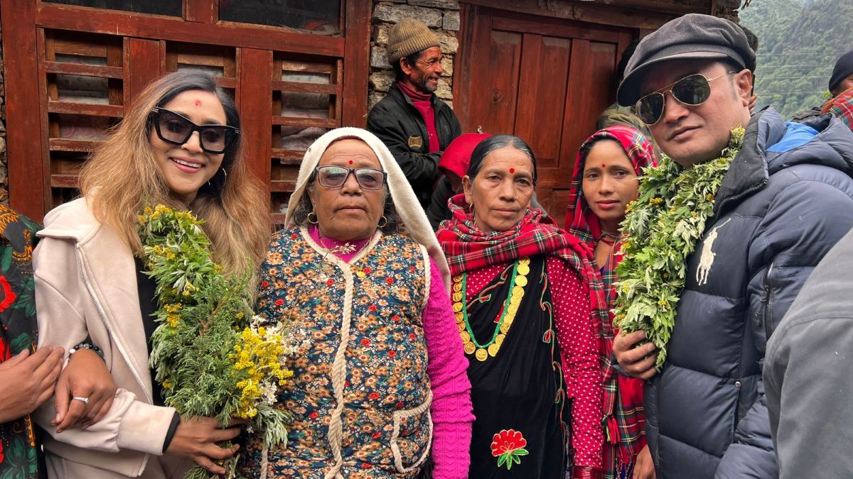 एक महिनामा उत्तम र निरुताले सके ‘सारथी’को छायांकन