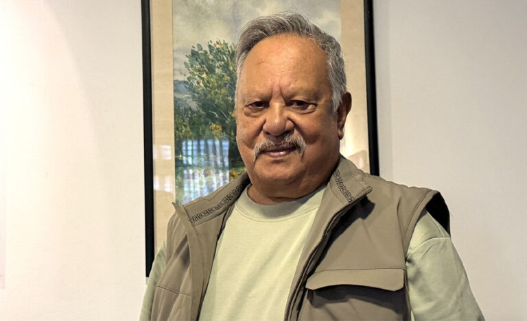 नीर शाहका गीतसँगै ‘पलेँटी’मा जम्दैछ सांगीतिक माहोल