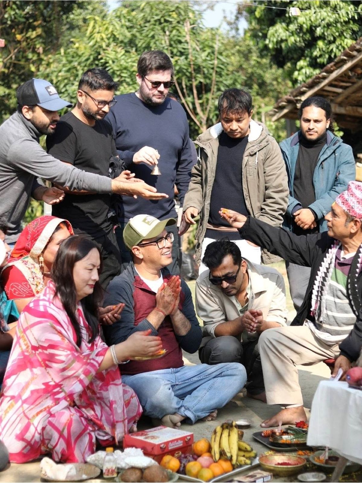 ‘एलिफेन्ट्स इन द फग’ पर्दामा हात्ती हराए, सहयोगमा अघि बढे