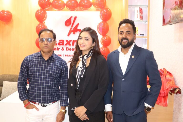 ‘लक्ष्मी हेयर एन्ड ब्युटी स्टुडियो’मा जितु प्रियनाको उपस्थितिमा उद्घाटन